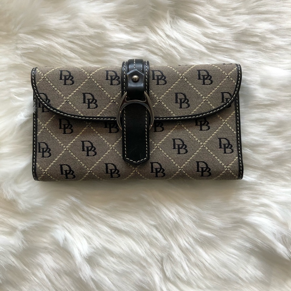 Dooney & Bourke Wallet